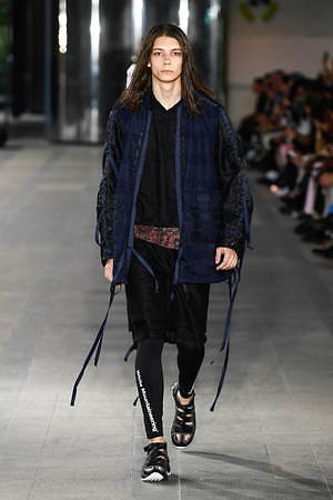 ホワイトマウンテニアリング 2020SS レオパルド スリッポン カモフラ柄