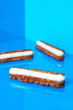 クロッカンシュー ザクザク夏限定「ヒヤザク」濃厚ミルクソフトをザクザク生地にサンド｜写真3