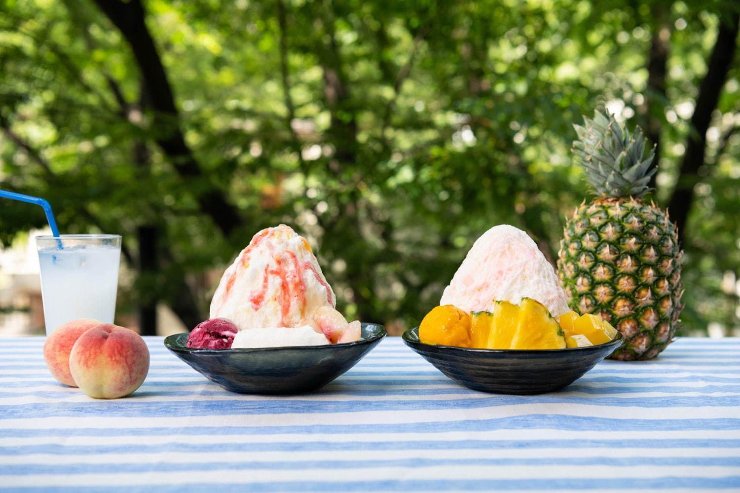 アイスモンスター「カルピス」かき氷に桃やマンゴーをトッピングした限定メニュー｜写真4