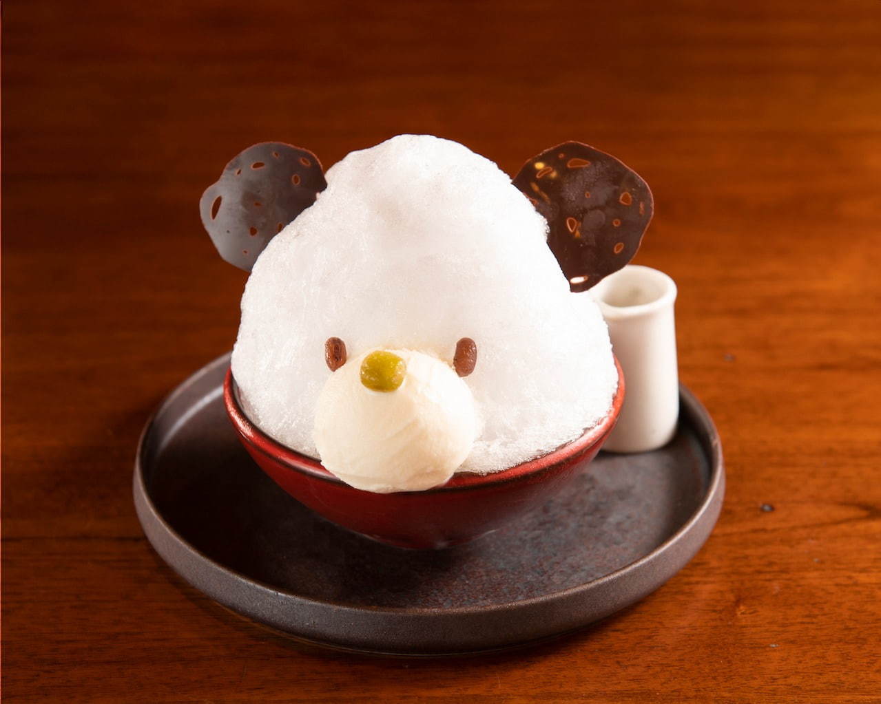 ふわふわ“白くま”のほうじ茶かき氷が東京・テラスダイニングタンゴで、つぶあん＆フルーツをイン｜写真2
