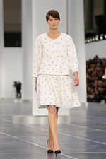 シャネル 2013年春夏コレクション - ソーラーパネルの上で披露された尽きることのない創造力｜写真4