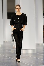 シャネル 2013年春夏コレクション - ソーラーパネルの上で披露された尽きることのない創造力｜写真6