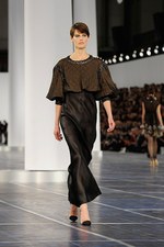 シャネル 2013年春夏コレクション - ソーラーパネルの上で披露された尽きることのない創造力｜写真23