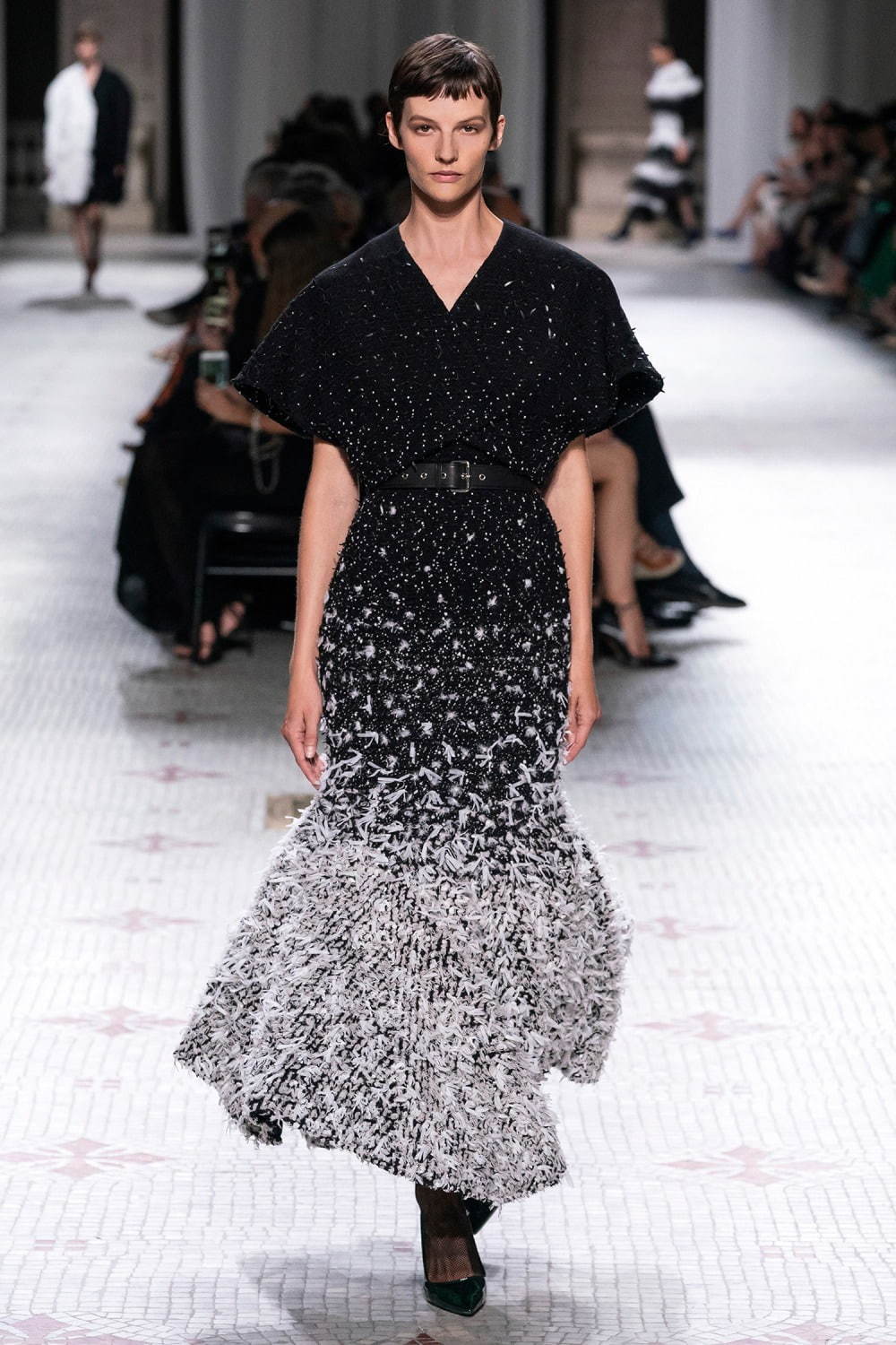 ジバンシィ オートクチュール(Givenchy Haute Couture ) 2019-20年秋冬ウィメンズコレクション  - 写真2