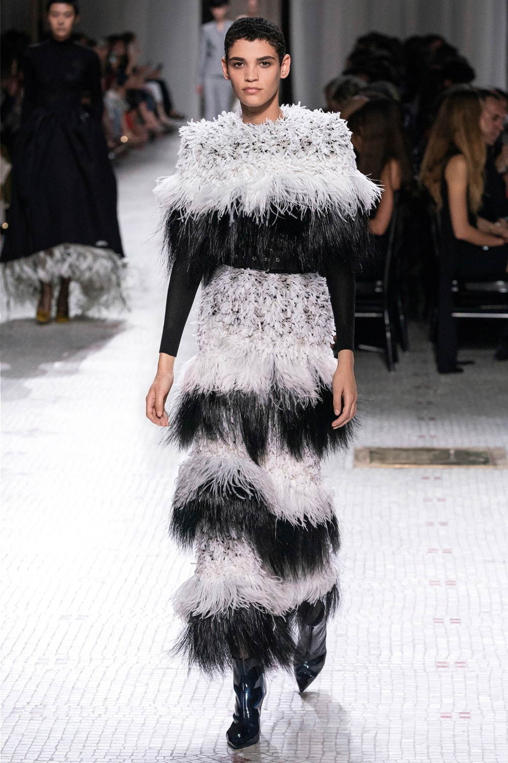 ジバンシィ オートクチュール(Givenchy Haute Couture ) 2019-20年秋冬ウィメンズコレクション  - 写真5