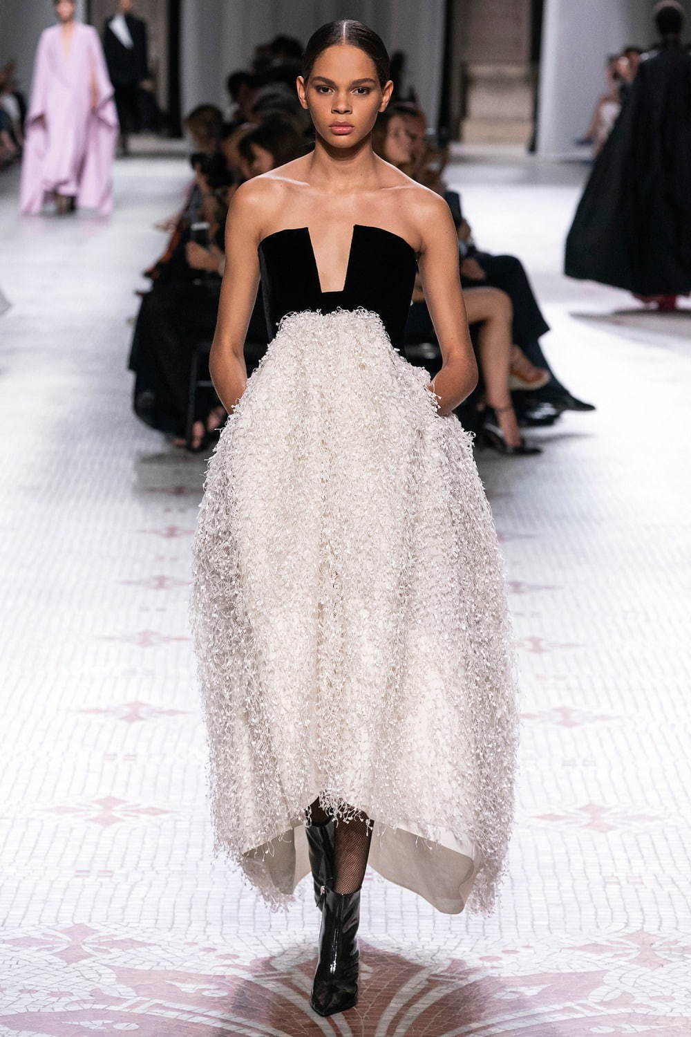 ジバンシィ オートクチュール 2019-20年秋冬<span>コレクション</span> - 写真14
