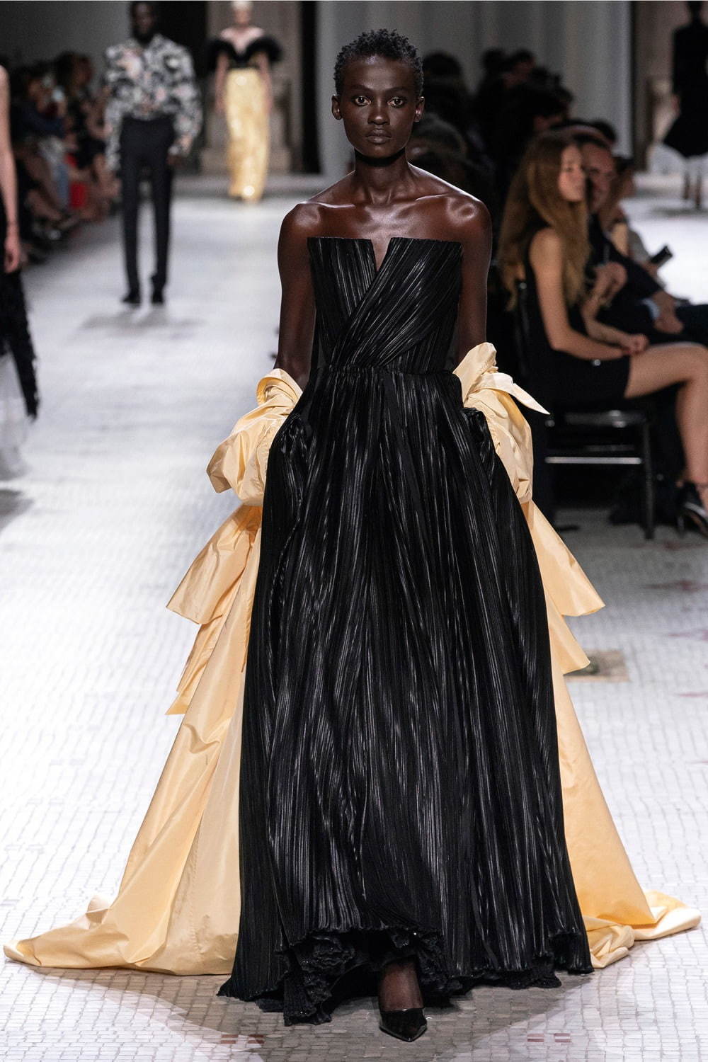 ジバンシィ オートクチュール(Givenchy Haute Couture ) 2019-20年秋冬ウィメンズコレクション  - 写真18