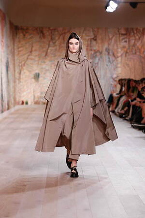 ディオール オートクチュール(DIOR Haute Couture ) 2021-22年秋冬ウィメンズコレクション  - 写真31