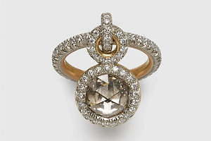 ドーバー ストリート マーケット×ダイヤモンド・ファウンドリーの限定リングやネックレス、銀座で発売