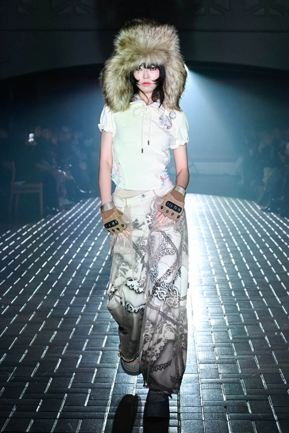 ユェチ・チ 2025-26年秋冬<span>コレクション</span> - 写真13