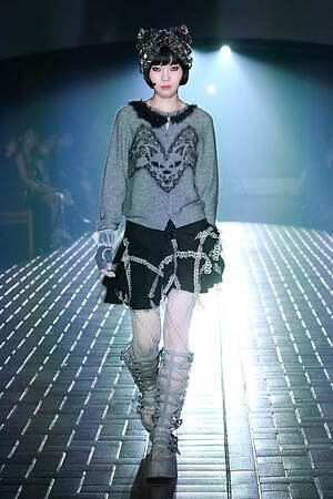 ユェチ・チ(YUEQI QI) 2025-26年秋冬ウィメンズコレクション  - 写真3