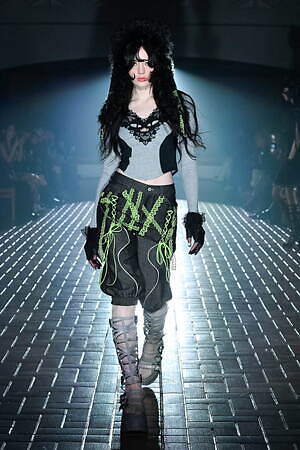 ユェチ・チ(YUEQI QI) 2025-26年秋冬ウィメンズコレクション  - 写真31