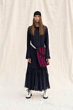 ワイズ ピンク 2019-20年秋冬コレクション - “抑制”がもたらす神秘性と軽やかな遊び｜写真5