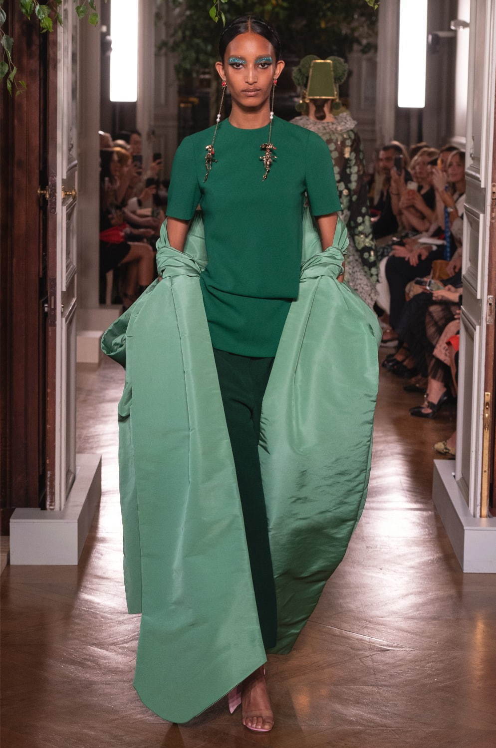 ヴァレンティノ オートクチュール(VALENTINO Haute Couture ) 2019-20年秋冬ウィメンズコレクション  - 写真10