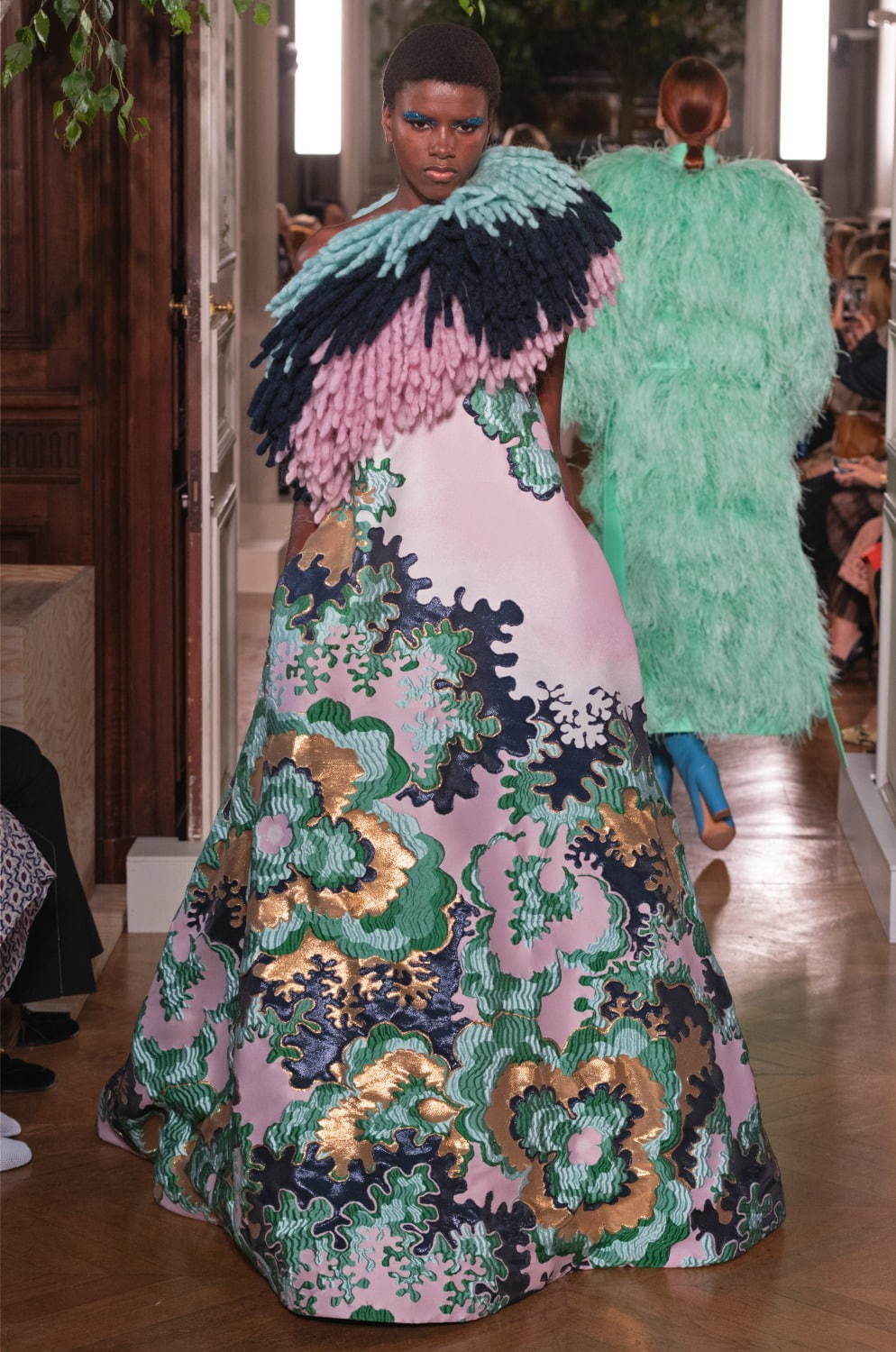 ヴァレンティノ オートクチュール(VALENTINO Haute Couture ) 2019-20年秋冬ウィメンズコレクション シルエット - 写真13