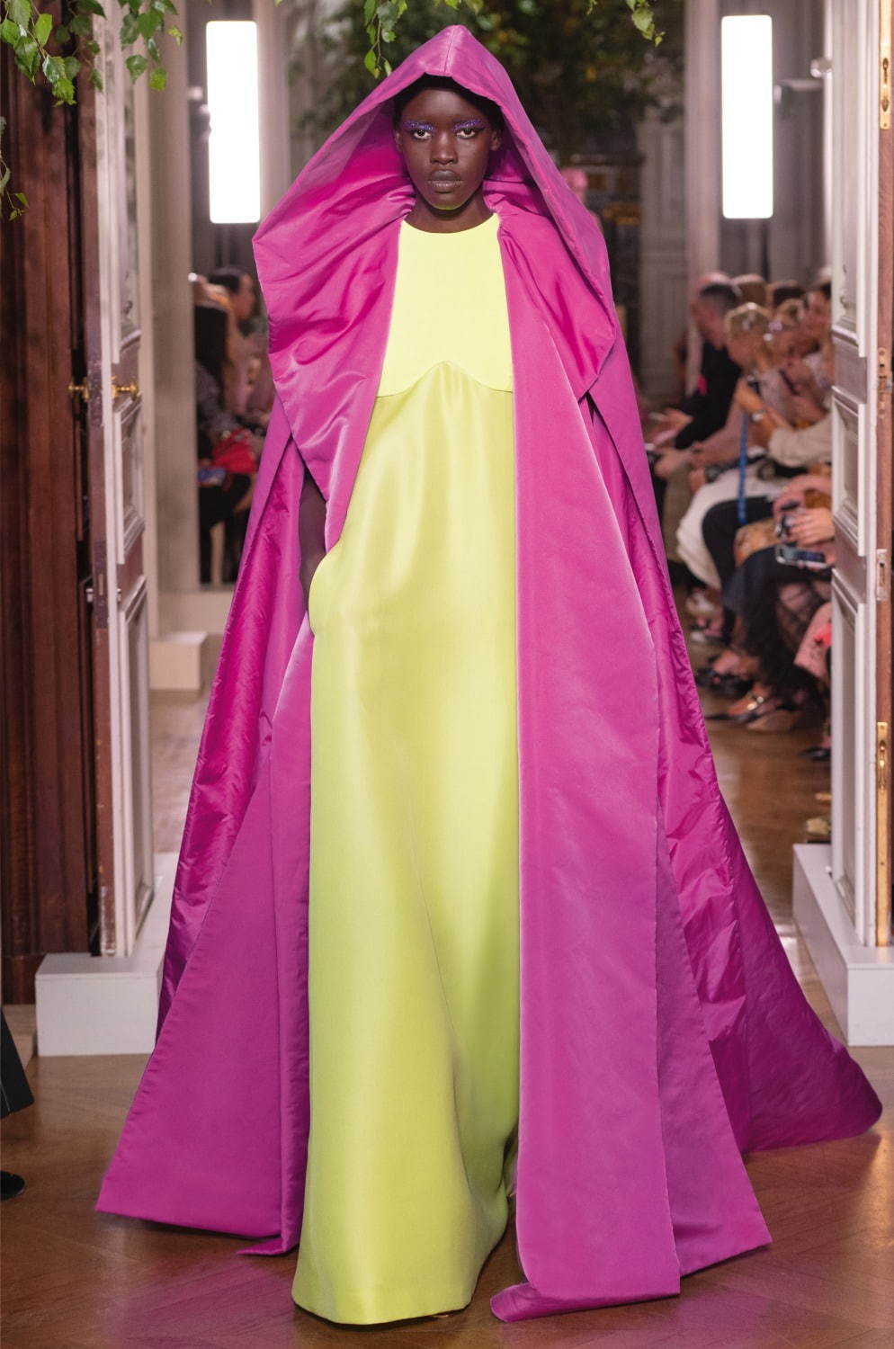 ヴァレンティノ オートクチュール(VALENTINO Haute Couture ) 2019-20年秋冬ウィメンズコレクション シルエット - 写真69