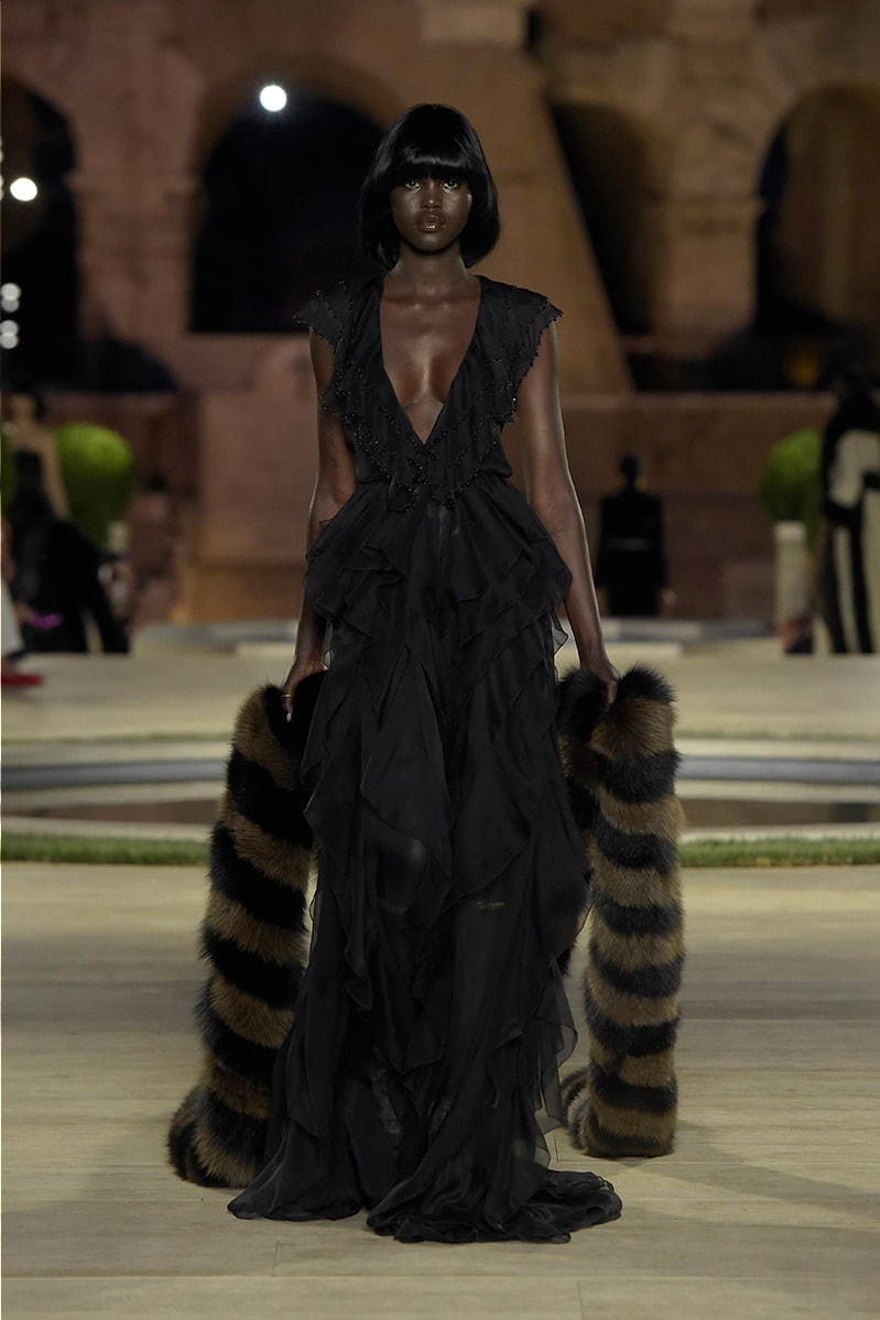 フェンディ オートクチュール(FENDI Haute Couture) 2019-20年秋冬ウィメンズコレクション  - 写真28