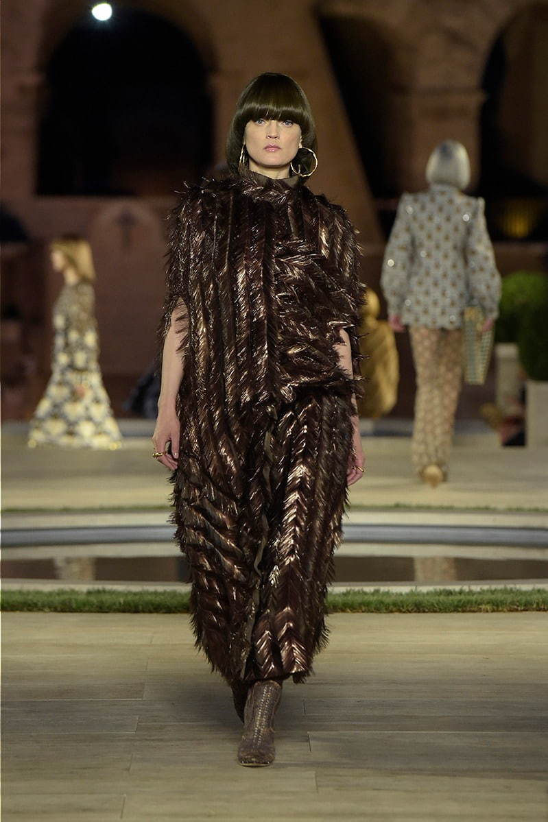 フェンディ オートクチュール(FENDI Haute Couture) 2019-20年秋冬ウィメンズコレクション  - 写真29