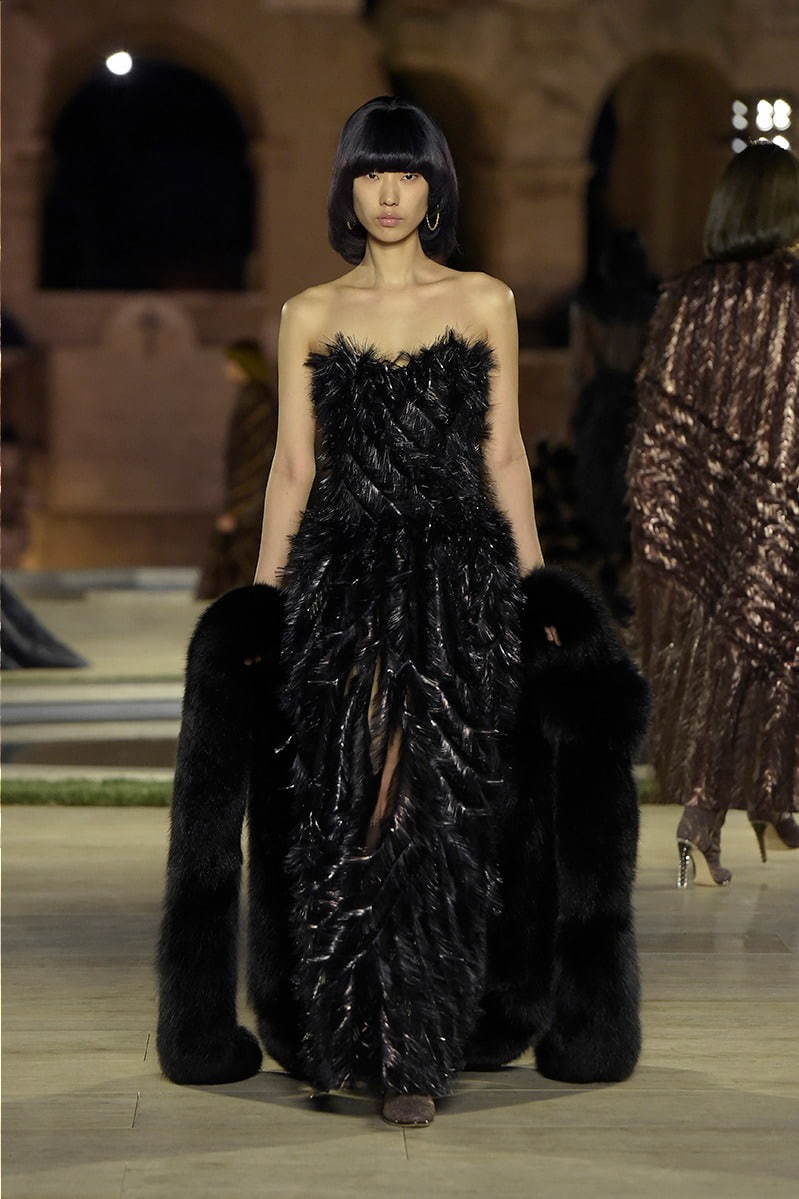 フェンディ オートクチュール(FENDI Haute Couture) 2019-20年秋冬ウィメンズコレクション  - 写真30