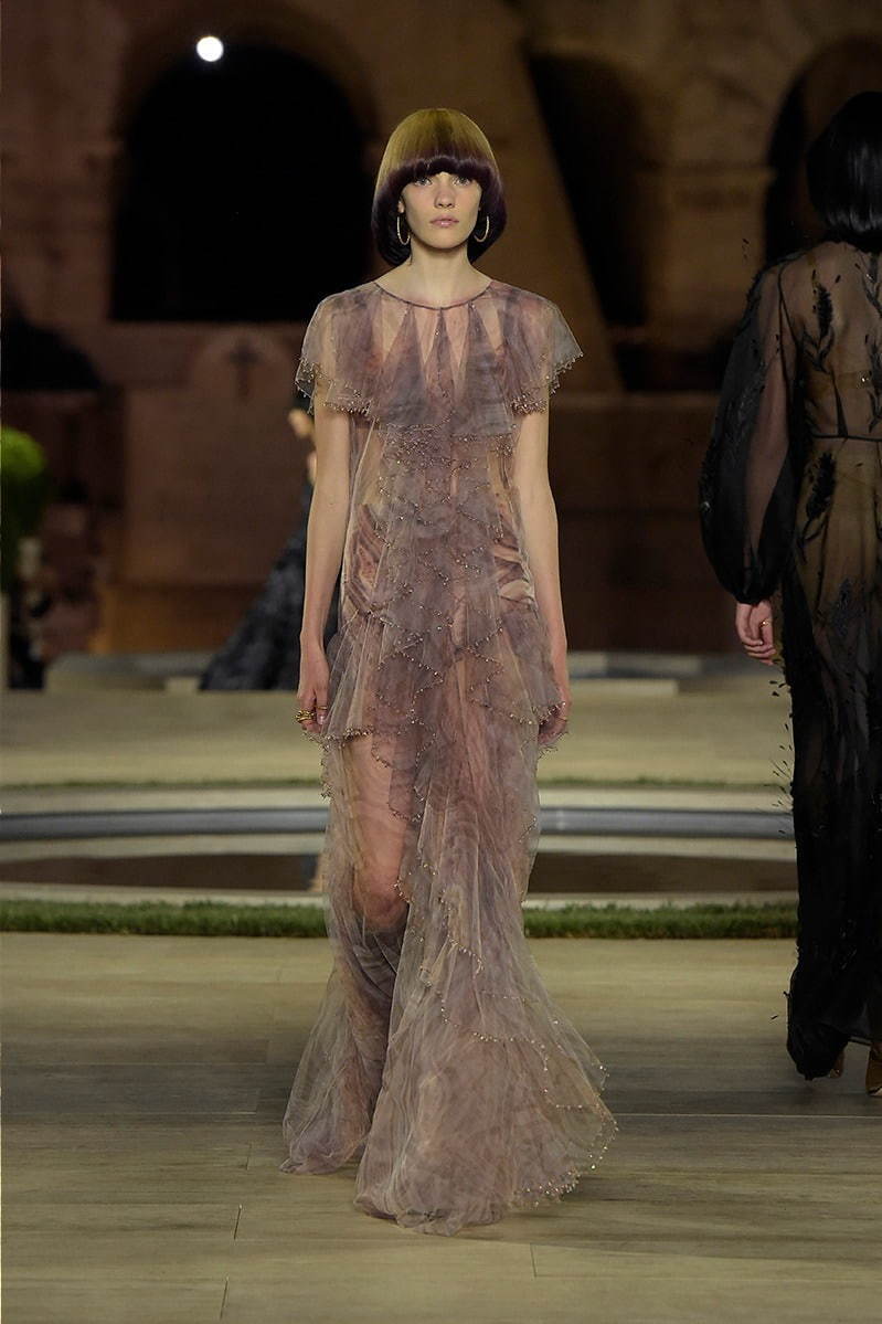 フェンディ オートクチュール(FENDI Haute Couture) 2019-20年秋冬ウィメンズコレクション  - 写真34