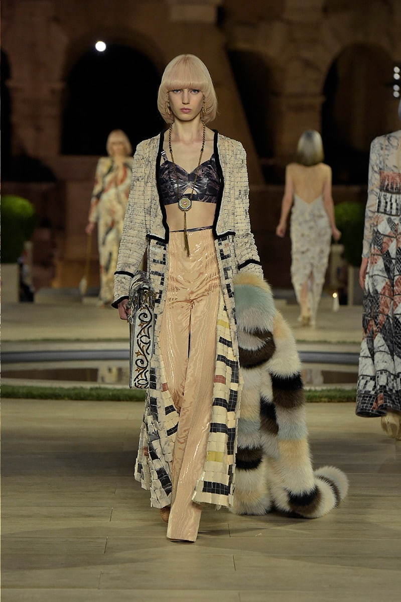 フェンディ オートクチュール(FENDI Haute Couture) 2019-20年秋冬ウィメンズコレクション  - 写真50