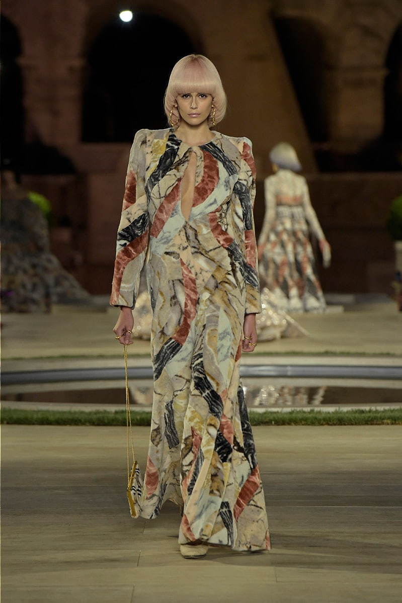 フェンディ オートクチュール(FENDI Haute Couture) 2019-20年秋冬ウィメンズコレクション  - 写真52