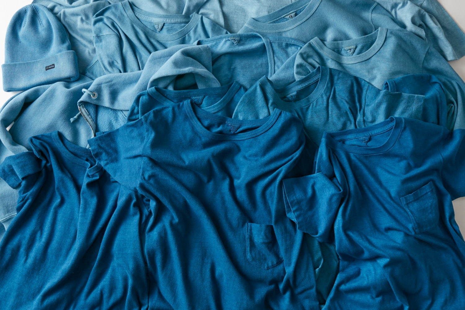 フィルメランジェ×藍染め職人集団リトマス、天然藍で染めたTシャツやスカート限定販売｜写真6