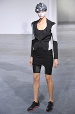 ジュンヤワタナベ・コム デ ギャルソン 2013年春夏コレクション - モードとスポーツのハイブリッド｜写真8