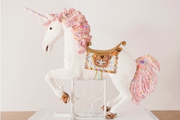 アクアリウム｜展覧会「お菓子の美術館」2mの巨大ユニコーンや水族館のスイーツデコアート、小田急百貨店新宿店で