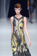 ヒロコ コシノ 2013年春夏コレクション - 美しくエネルギッシュに色彩と光が織りなす海のパレード｜写真11