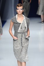ヒロコ コシノ 2013年春夏コレクション - 美しくエネルギッシュに色彩と光が織りなす海のパレード｜写真29