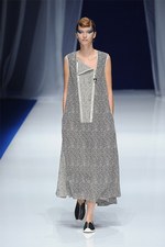 ヒロコ コシノ 2013年春夏コレクション - 美しくエネルギッシュに色彩と光が織りなす海のパレード｜写真31