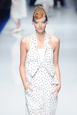 ヒロコ コシノ 2013年春夏コレクション - 美しくエネルギッシュに色彩と光が織りなす海のパレード｜写真40