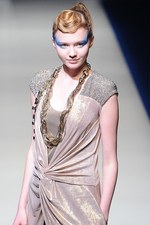 ヒロコ コシノ 2013年春夏コレクション - 美しくエネルギッシュに色彩と光が織りなす海のパレード｜写真88