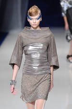 ヒロコ コシノ 2013年春夏コレクション - 美しくエネルギッシュに色彩と光が織りなす海のパレード｜写真99