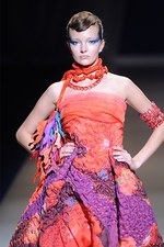 ヒロコ コシノ 2013年春夏コレクション - 美しくエネルギッシュに色彩と光が織りなす海のパレード｜写真109