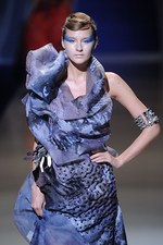 ヒロコ コシノ 2013年春夏コレクション - 美しくエネルギッシュに色彩と光が織りなす海のパレード｜写真111