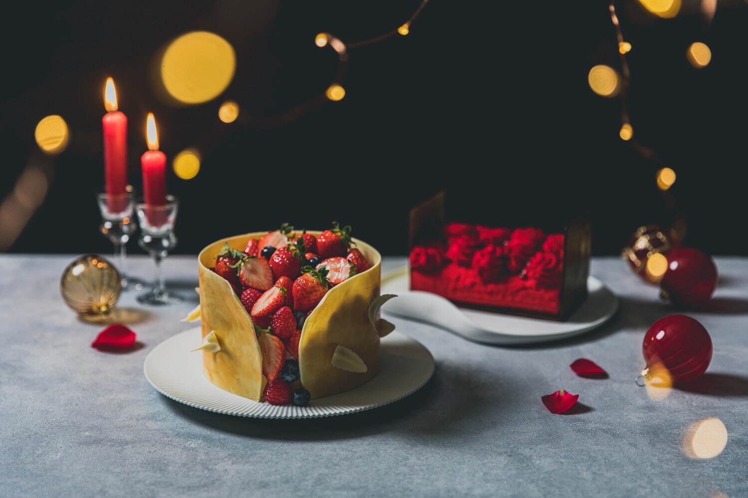 ザ・サウザンド キョウト2021年クリスマスケーキ、“薔薇の花束”ケーキやあふれるあまおう苺ショート｜写真2