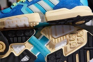 アディダス オリジナルスのスニーカー「ZX トーション」メッシュ