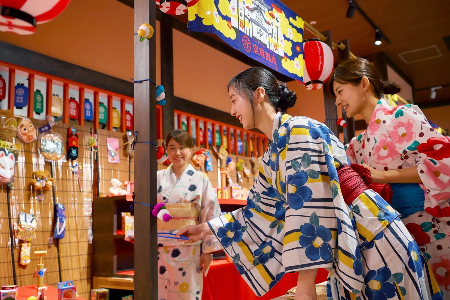 大阪「空庭温泉」2019夏のイベント「夏空あそび」縁日や約1,000坪の屋上庭園で水かけ合戦｜写真2