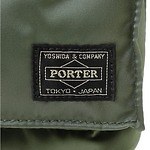 村上隆×ポーター“お花”を配したリュックやウエストバッグ、ポップなぬいぐるみや刺繍をバッグに｜写真12