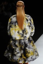 カミシマチナミ 2013年春夏コレクション - 蝶が告げる、光あふれる春のおとずれ｜写真15