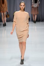 カミシマチナミ 2013年春夏コレクション - 蝶が告げる、光あふれる春のおとずれ｜写真25