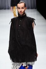 カミシマチナミ 2013年春夏コレクション - 蝶が告げる、光あふれる春のおとずれ｜写真46