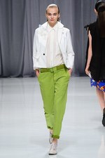 カミシマチナミ 2013年春夏コレクション - 蝶が告げる、光あふれる春のおとずれ｜写真49