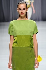 カミシマチナミ 2013年春夏コレクション - 蝶が告げる、光あふれる春のおとずれ｜写真52