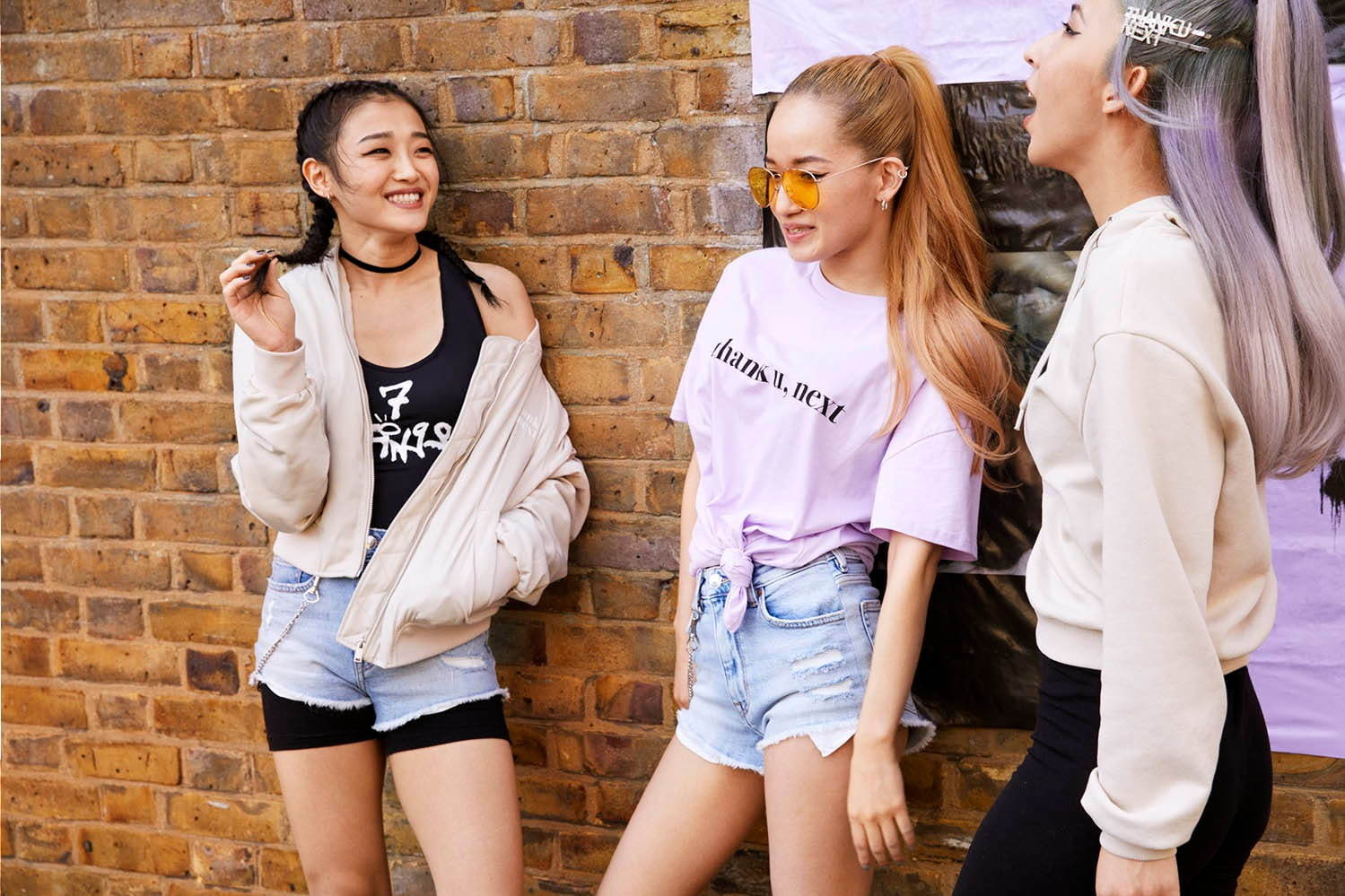 アリアナ グランデｘh M 新アルバム Thank U Next ロゴやジャケ写入りtシャツ ファッションプレス