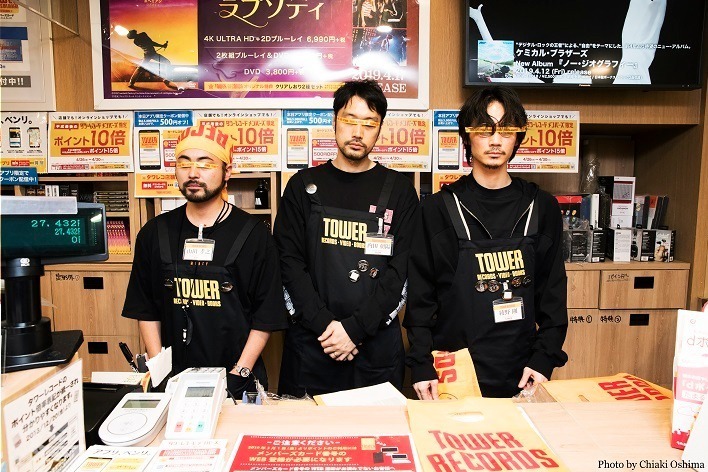 山田孝之・綾野剛・内田朝陽のバンド「THE XXXXXX」展示会が大阪に巡回 ...