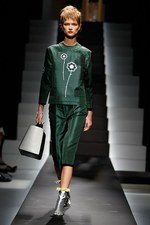プラダ(PRADA) 2013年春夏ウィメンズコレクション - 現代女性の感情を細やかに描き出して｜写真10