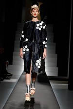 プラダ(PRADA) 2013年春夏ウィメンズコレクション - 現代女性の感情を細やかに描き出して｜写真14